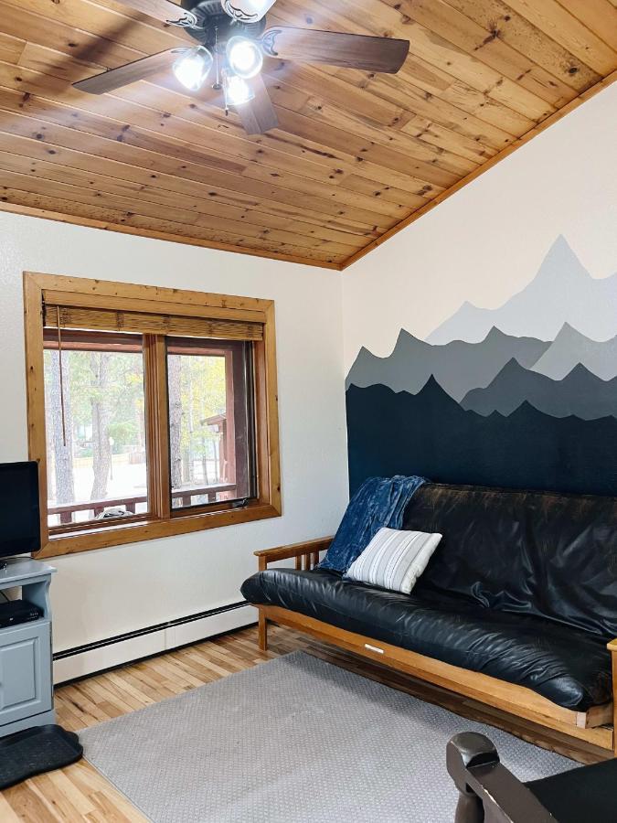 Cozy Cabin Suite Bed And Breakfast 伍德兰帕克 外观 照片