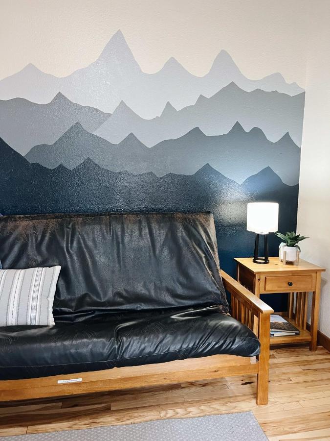 Cozy Cabin Suite Bed And Breakfast 伍德兰帕克 外观 照片